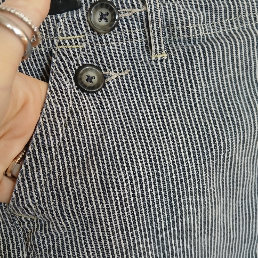 GAP Navy and White Striped Pencil Skirt Denim Coastal Grandma Beach Casual Prep - Picture 3 of 7